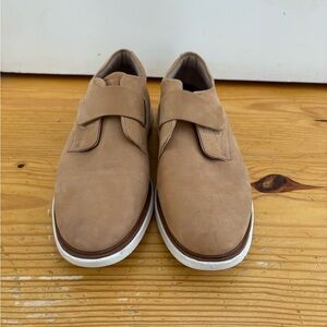 Cole Haan Women’s flats